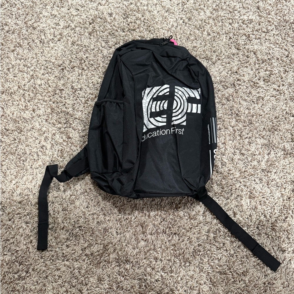 Nwot ef brand backpack
